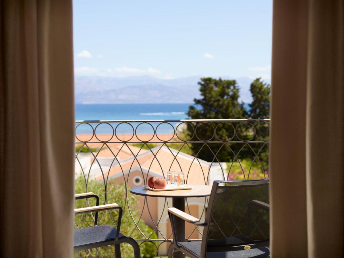 Roda Beach Resort & Spa Bagian luar foto