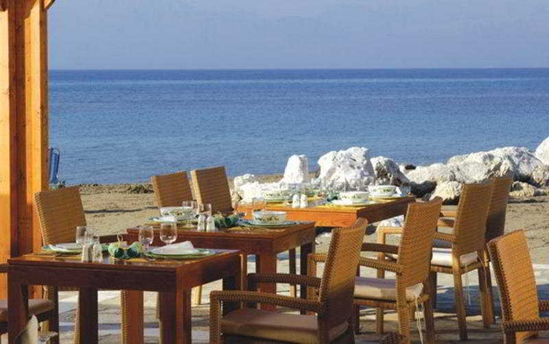 Roda Beach Resort & Spa Bagian luar foto